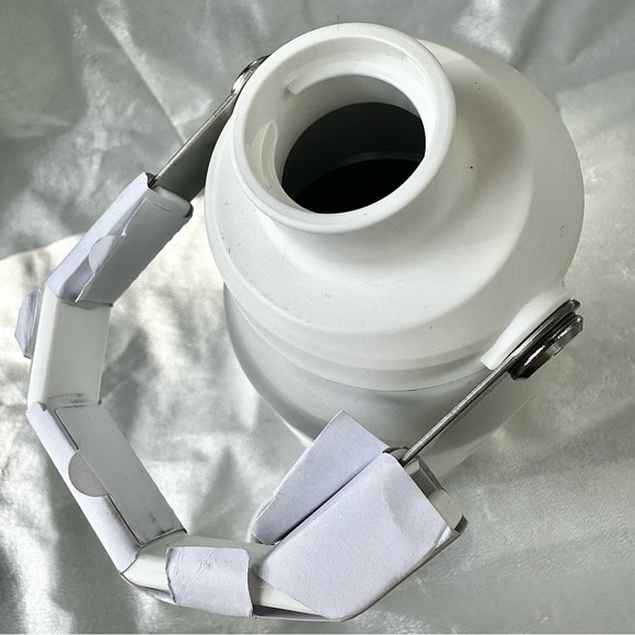 🎉HP!🎉 STANLEY ✨NWT✨ 36 oz Aerolight IceFlow Bottle in Polar - Picture 7 of 8